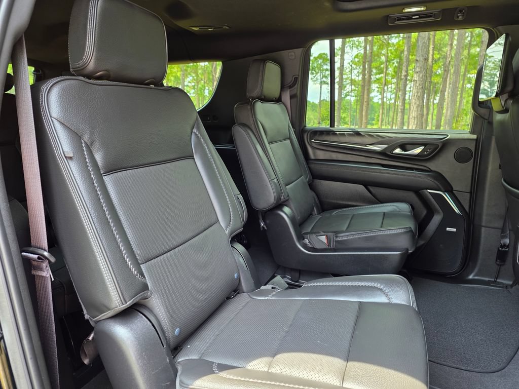Used 2024 GMC Yukon XL Denali w/ Denali Reserve Package AWD/4WD image 25