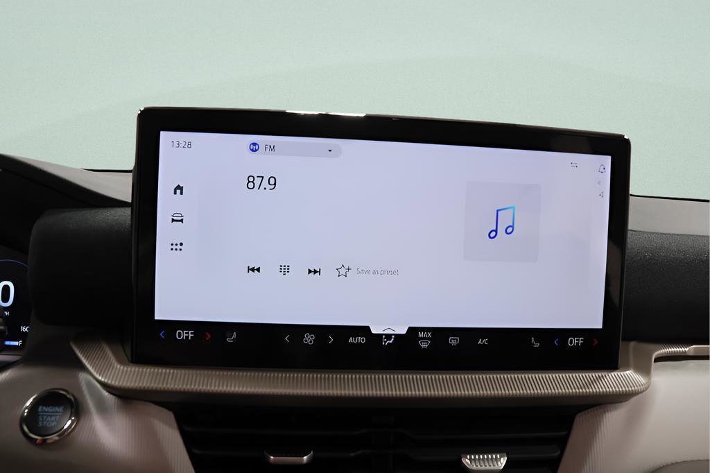 New 2026 Ford Explorer Active w/ Active Comfort Package image 10