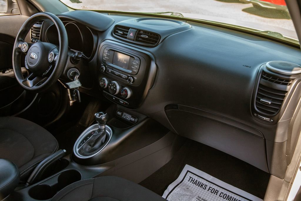Used 2016 Kia Soul w/ Convenience Package FWD image 10
