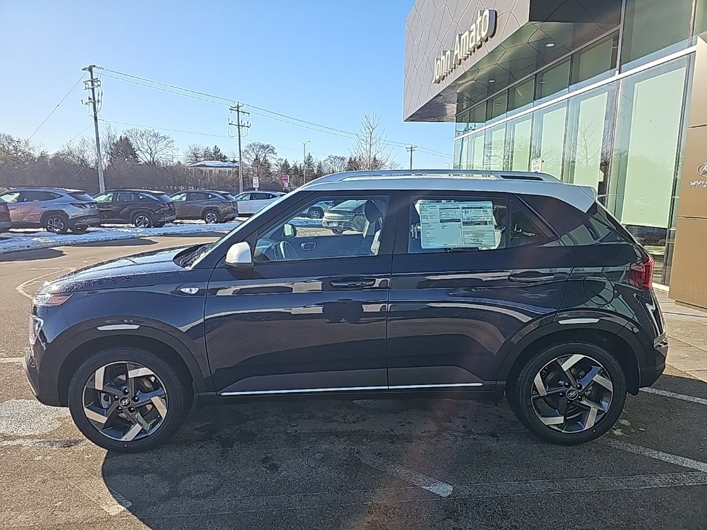 New 2026 Hyundai Venue SEL image 2