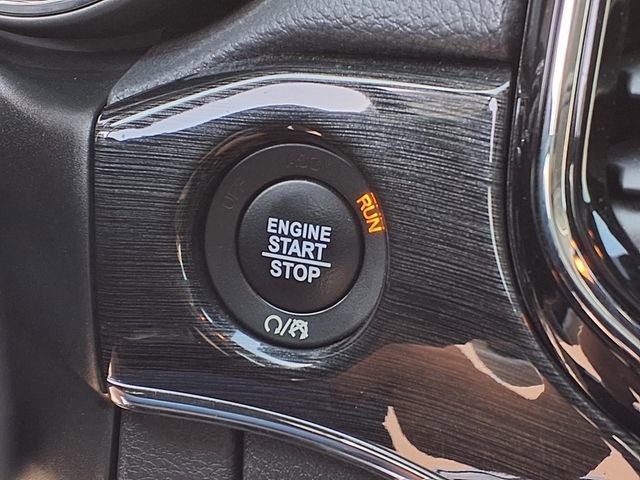 Used 2020 Jeep Grand Cherokee Trailhawk w/ Trailhawk Luxury Group image 11