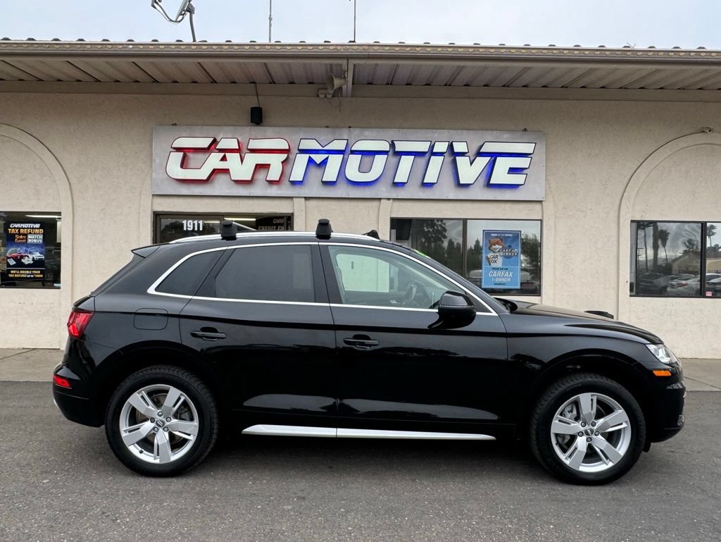 Used 2018 Audi Q5 2.0T Premium Plus w/ Premium Plus Package AWD/4WD image 3