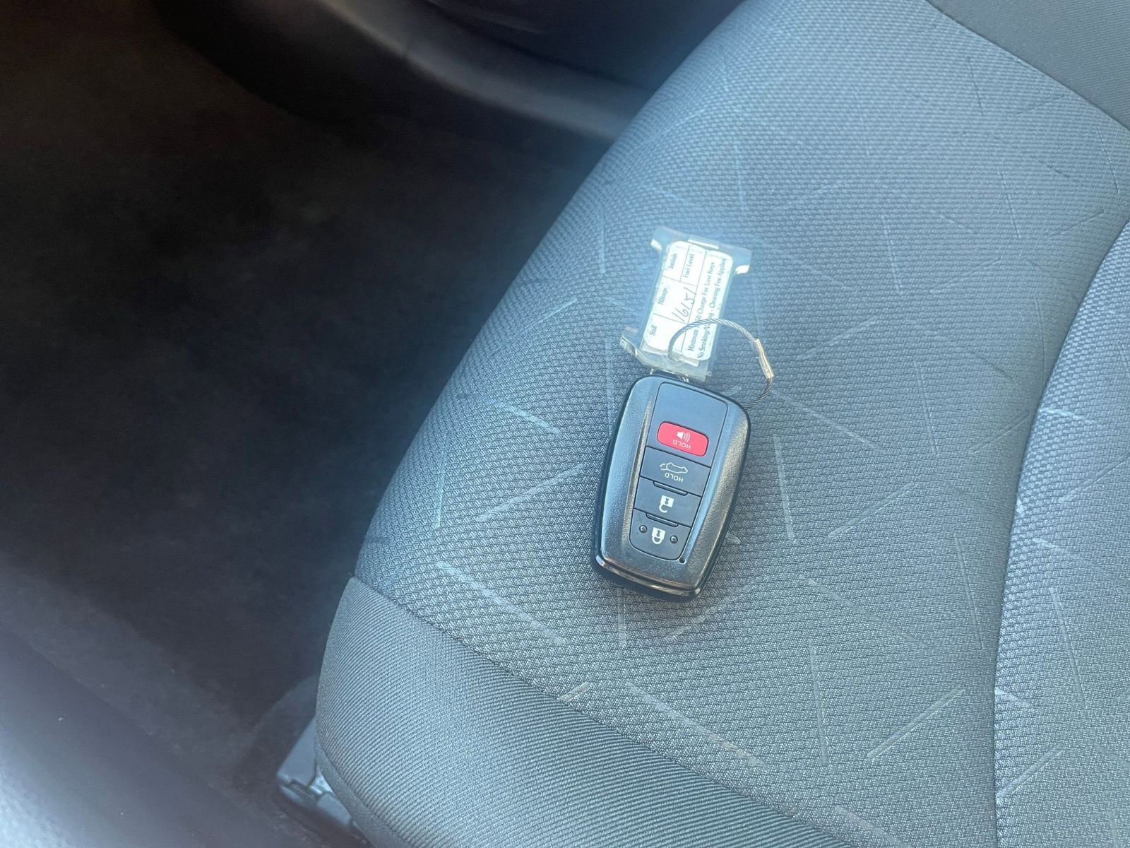 Used 2025 Toyota RAV4 XLE image 22