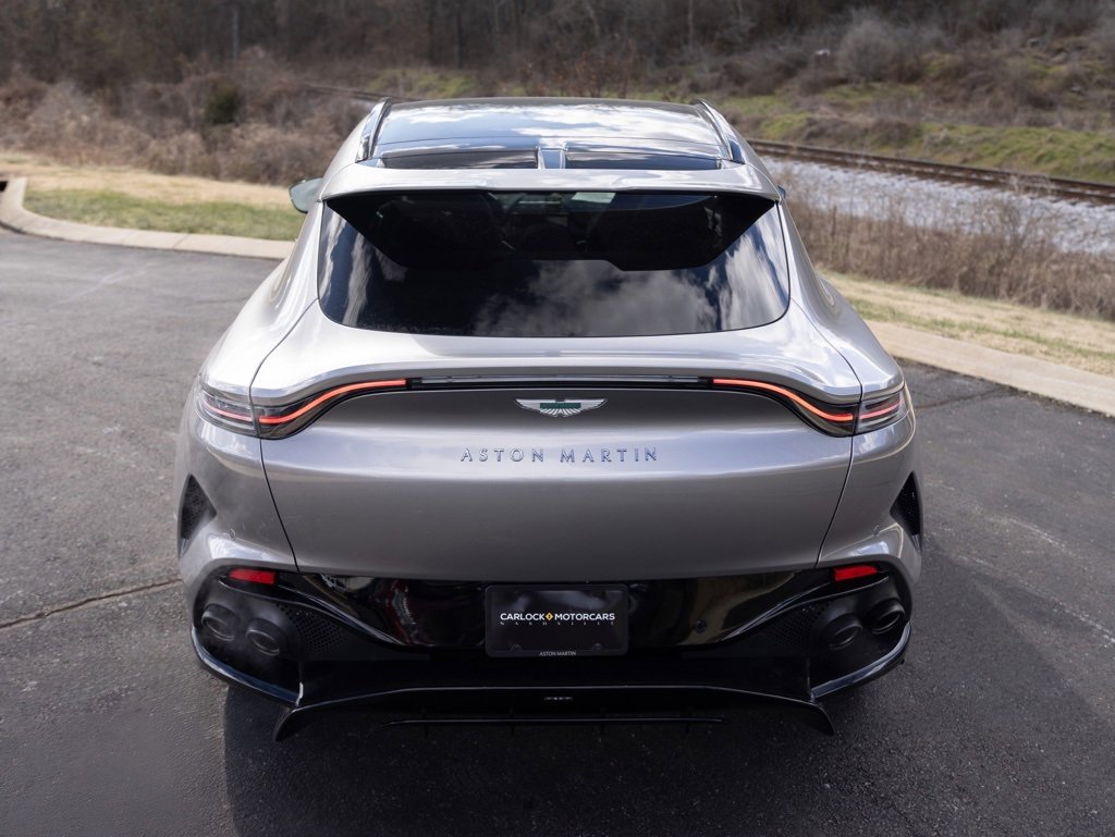 New 2025 Aston Martin DBX 707 image 8