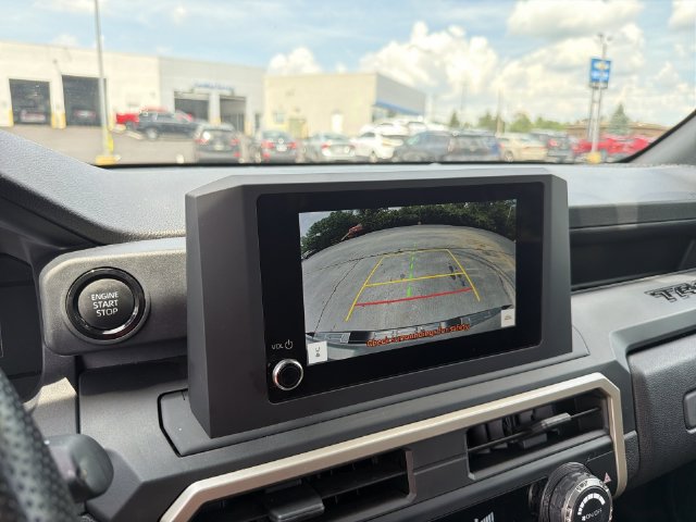 Used 2024 Toyota Tacoma SR AWD/4WD image 24
