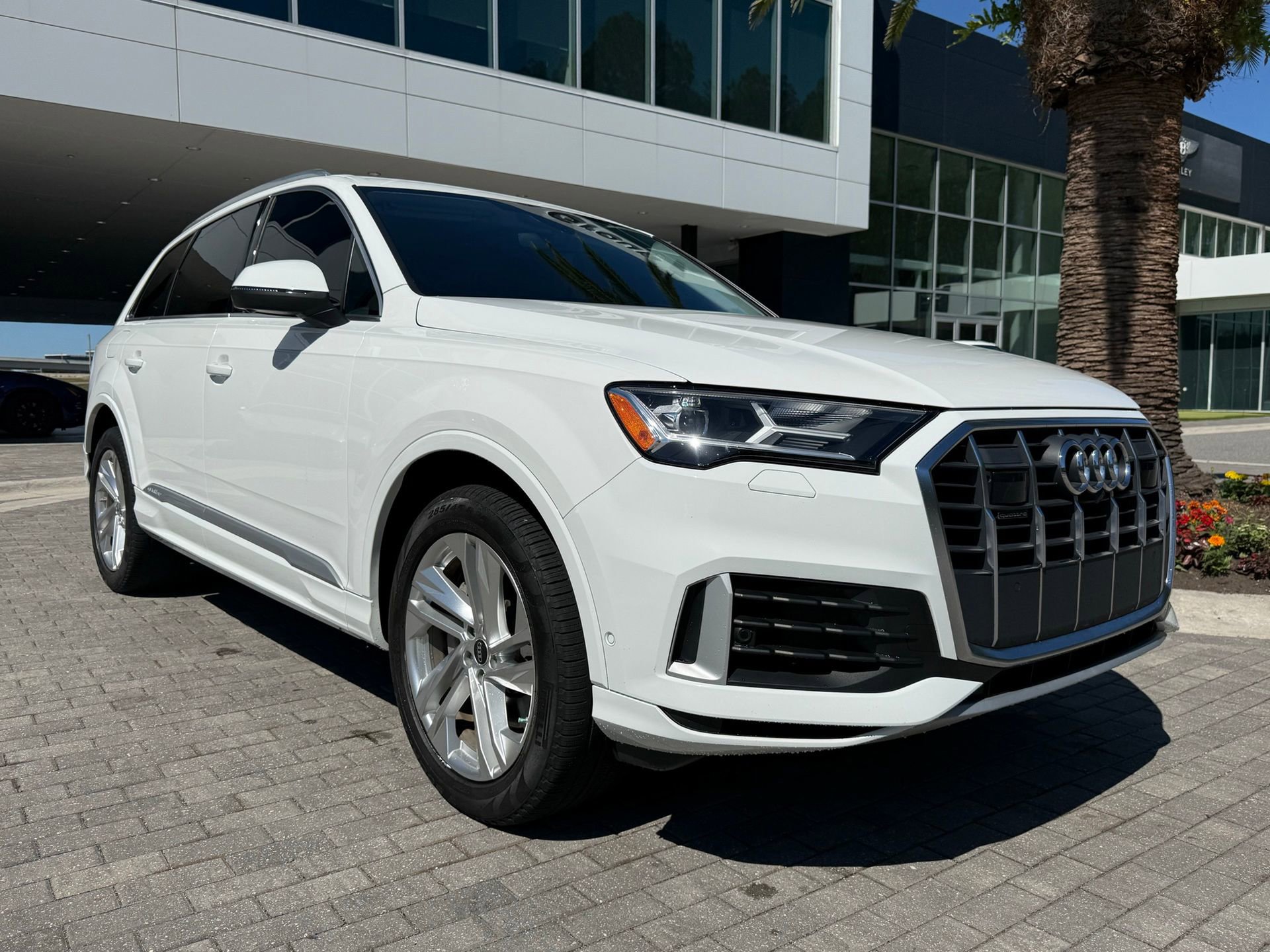 Used 2023 Audi Q7 3.0T Premium Plus AWD/4WD image 10