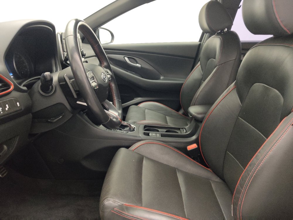 Used 2018 Hyundai Elantra GT Sport FWD image 17