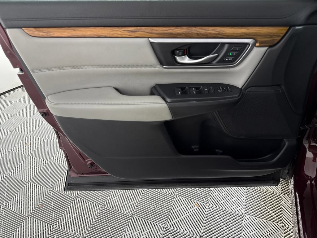 Used 2017 Honda CR-V EX-L image 9