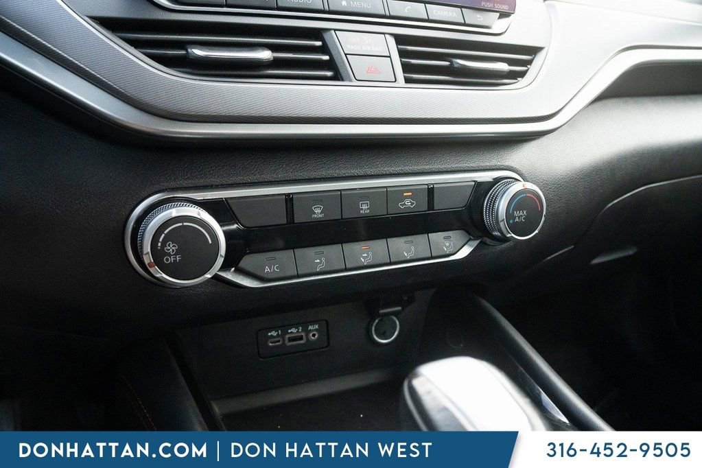 Used 2024 Nissan Altima 2.5 SR FWD image 9