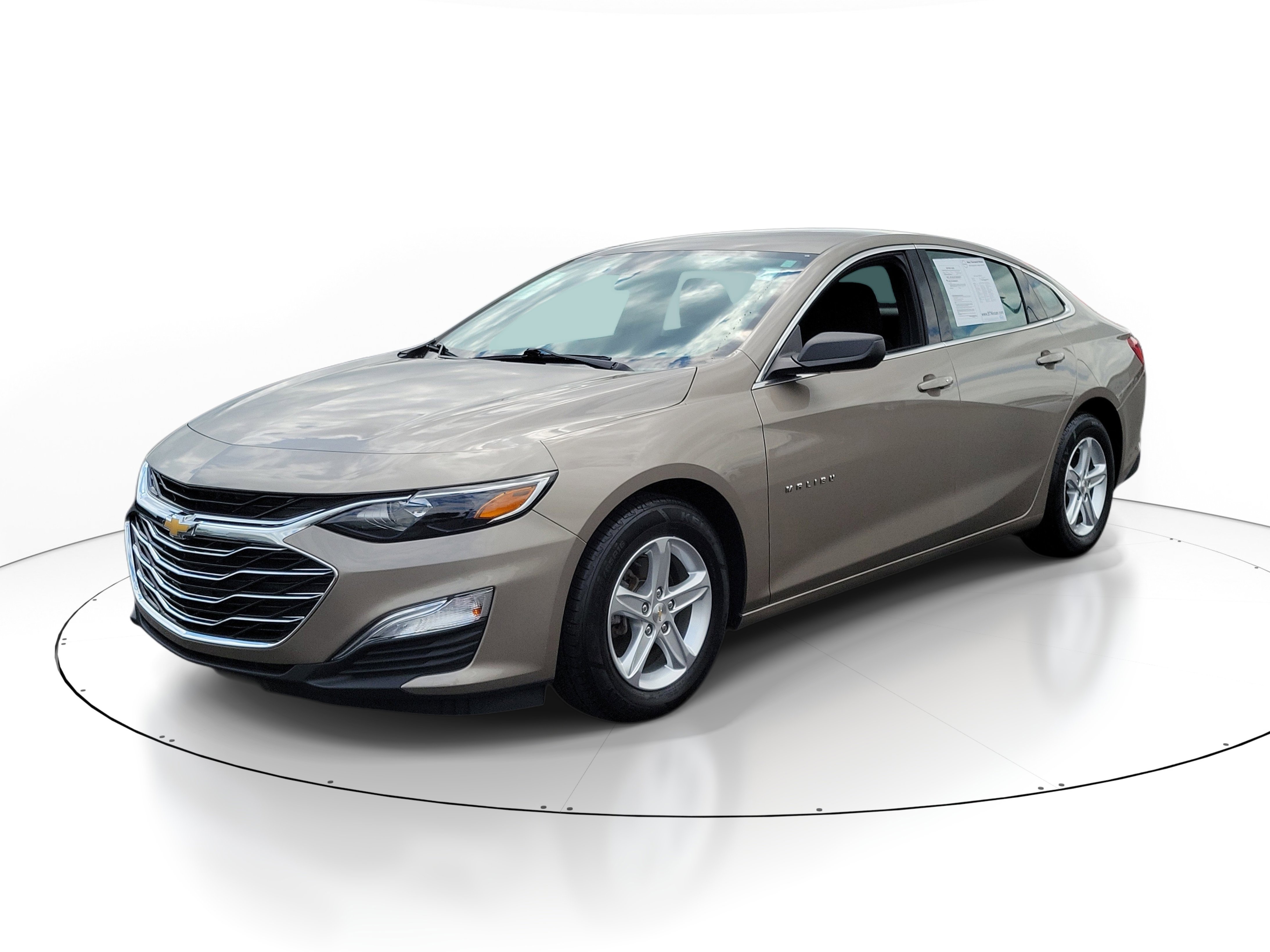 Used 2023 Chevrolet Malibu LS w/ LPO, Floor Liner Package FWD image 2