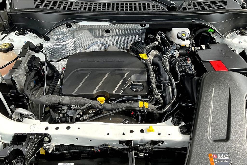 Used 2024 Buick Envista Preferred w/ Convenience II Package image 13