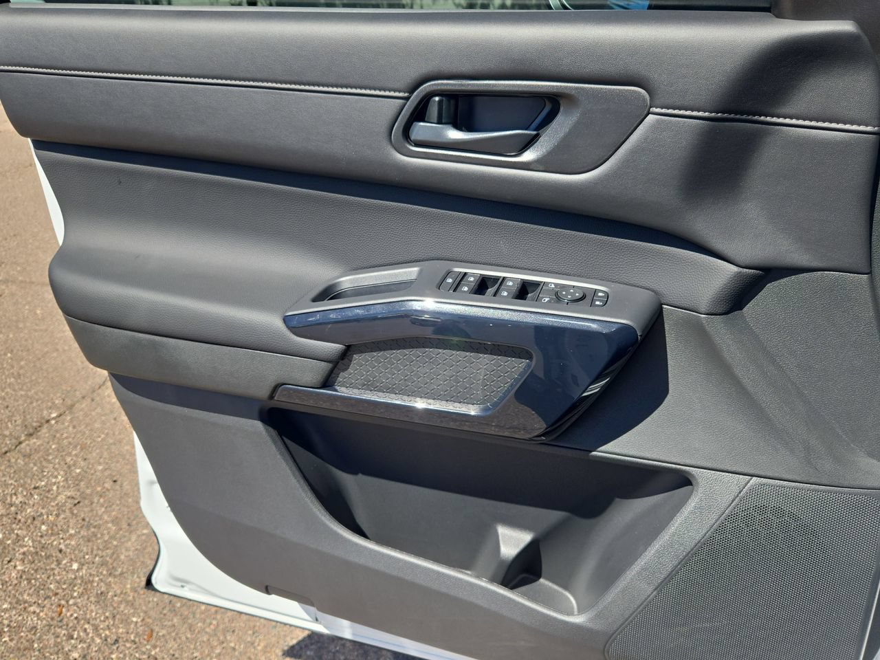 New 2026 Nissan Pathfinder SV w/ Cargo Package FWD image 28