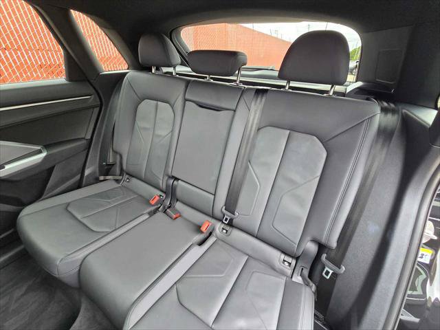 Certified 2023 Audi Q3 2.0T Premium w/ Convenience Package AWD/4WD image 17
