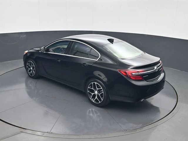 Used 2017 Buick Regal Premium w/ Driver Confidence Package #1 FWD image 19