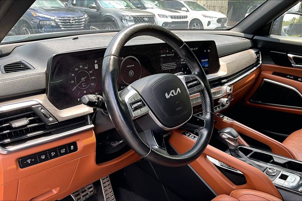 Used 2023 Kia Telluride SX AWD/4WD image 17