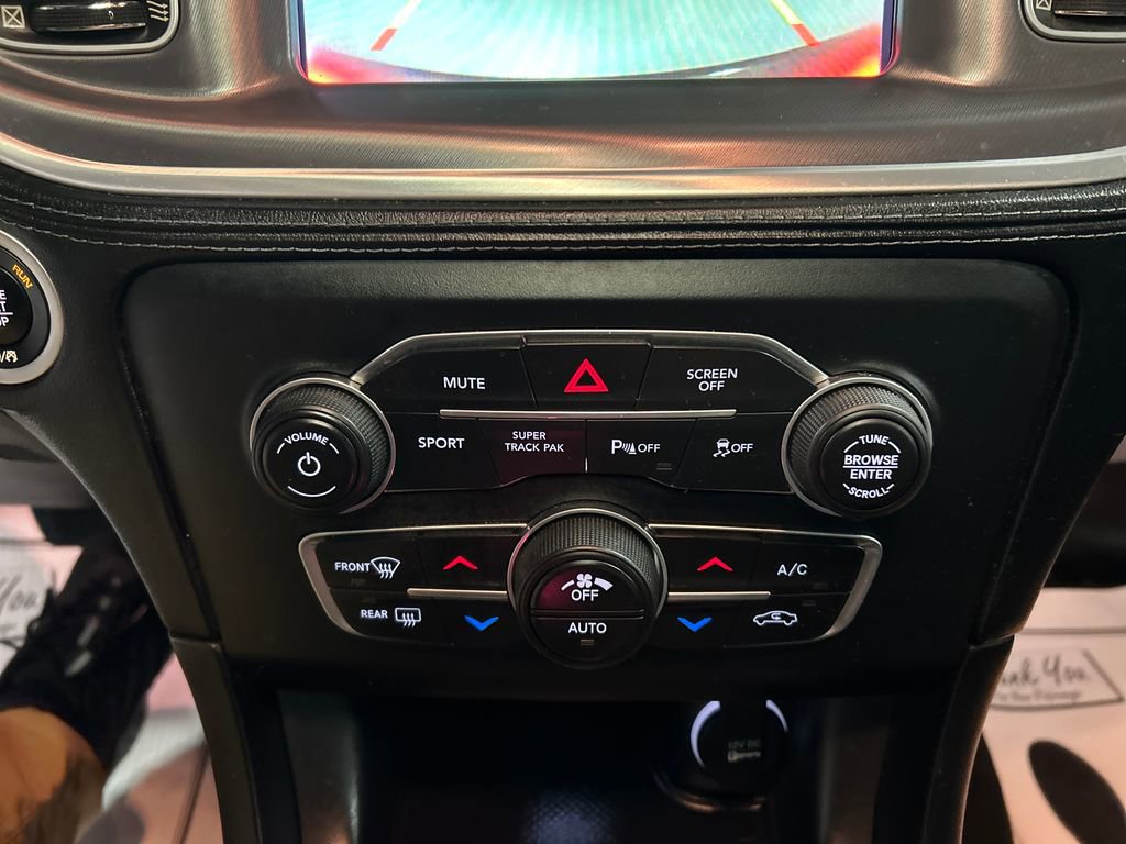 Used 2019 Dodge Charger SXT w/ Plus Group AWD/4WD image 19
