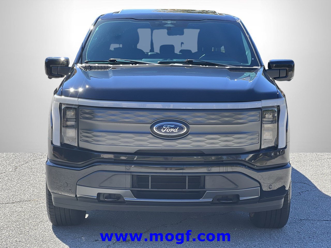 Certified 2023 Ford F150 Lightning Lariat w/ Equipment Group 511A High AWD/4WD image 30