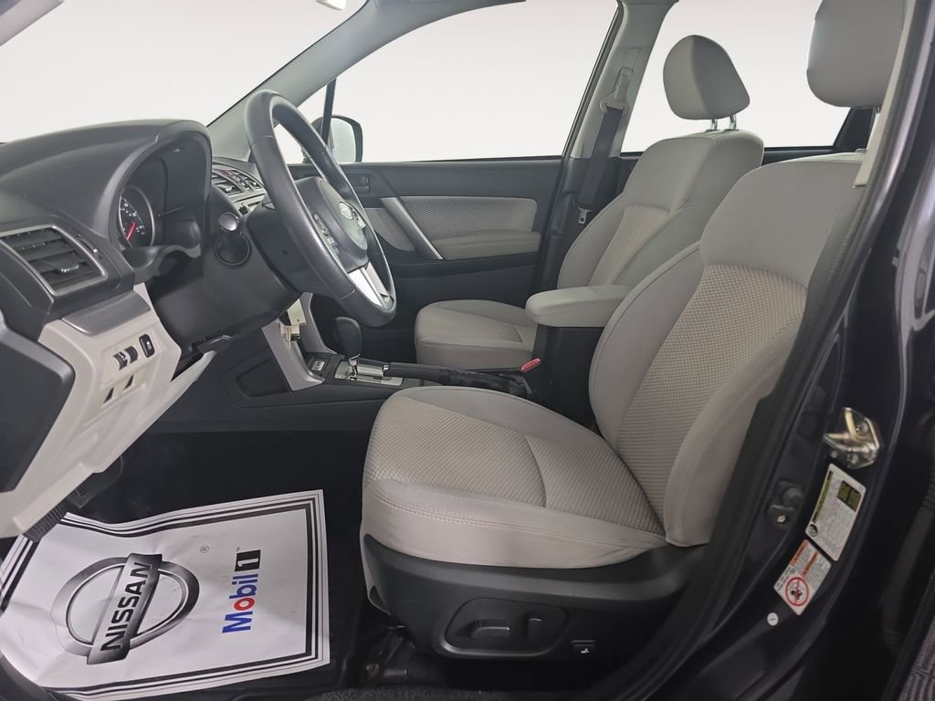 Used 2018 Subaru Forester 2.5i Premium w/ Protection Package #1 AWD/4WD image 9