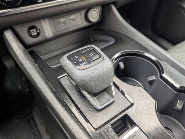 Used 2024 Nissan Rogue SV image 12