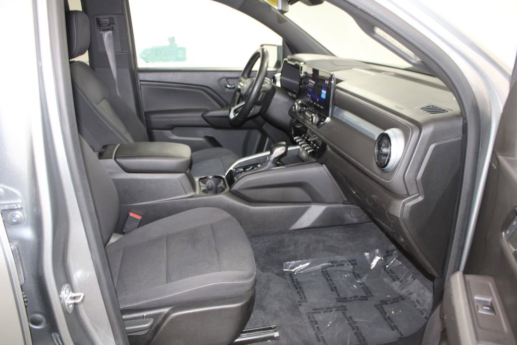Used 2023 Chevrolet Colorado LT image 26