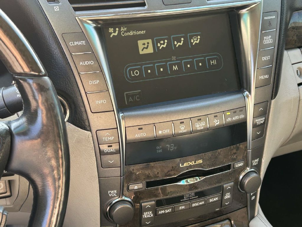 Used 2007 Lexus LS 460 L w/ Luxury Pkg RWD image 24