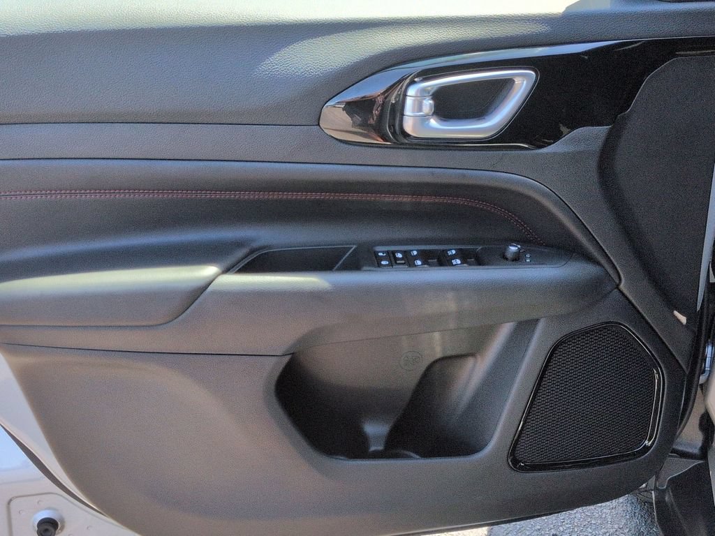 New 2026 Jeep Compass Trailhawk AWD/4WD image 11