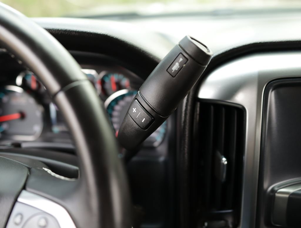 Used 2016 Chevrolet Silverado 1500 LT w/ Midnight Edition image 20