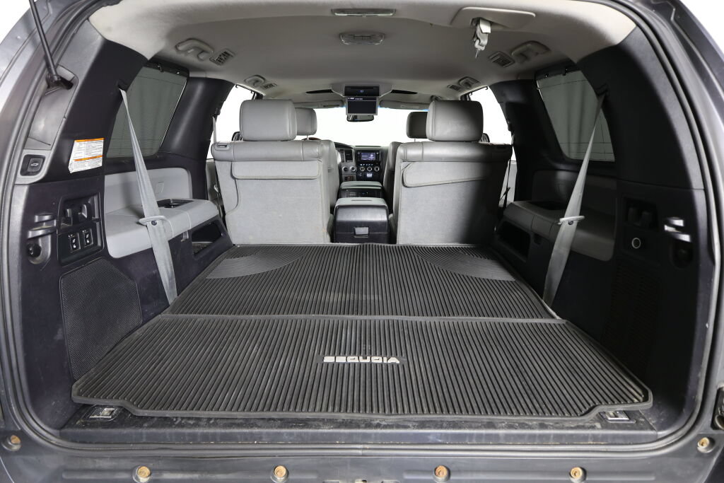 Used 2015 Toyota Sequoia Platinum AWD/4WD image 21