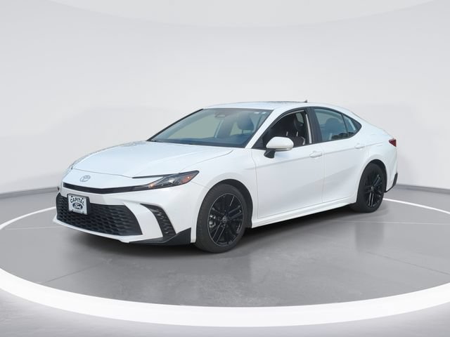 Used 2025 Toyota Camry SE