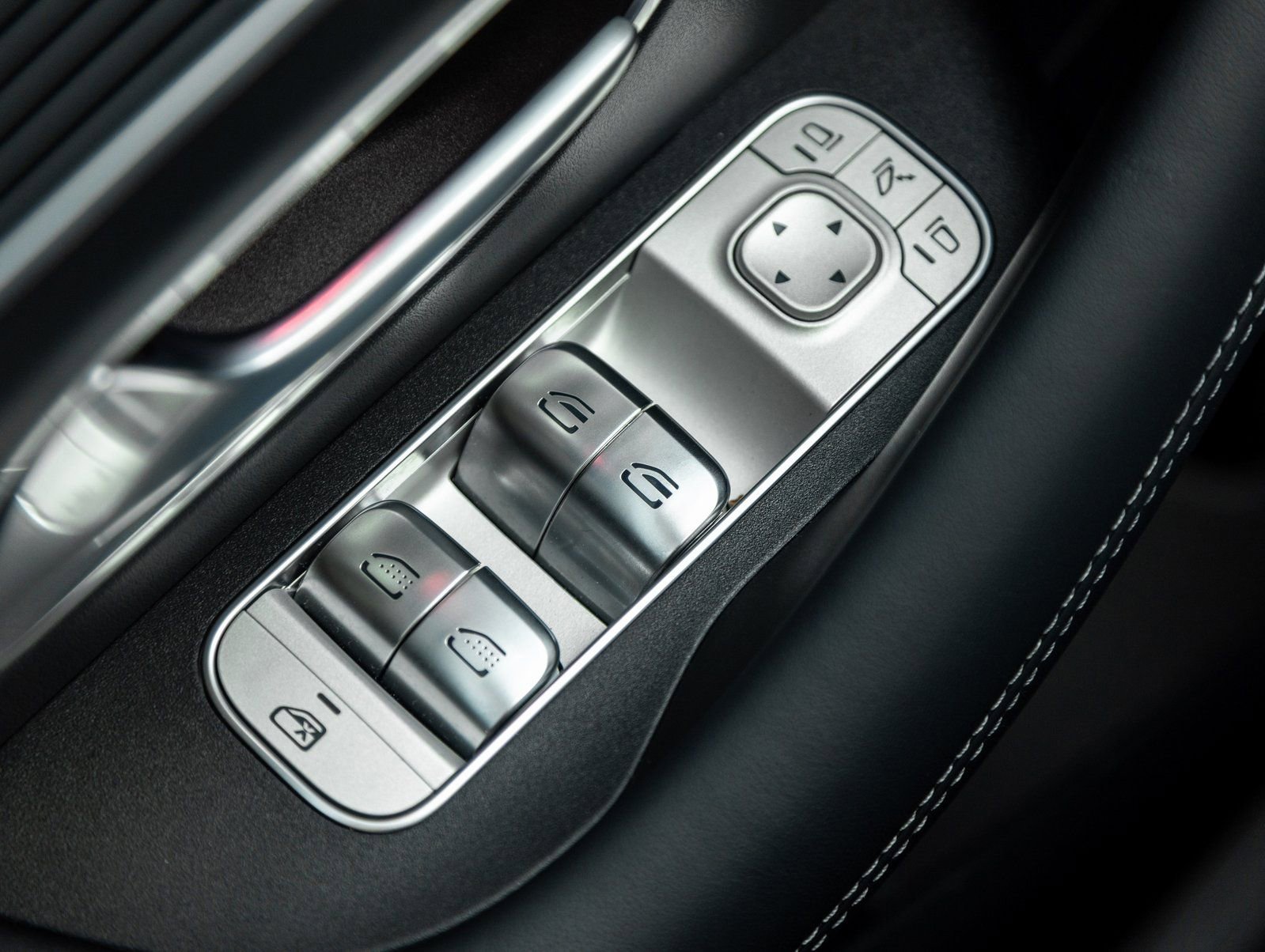 Used 2025 Mercedes-Benz GLS 63 AMG 4MATIC image 21