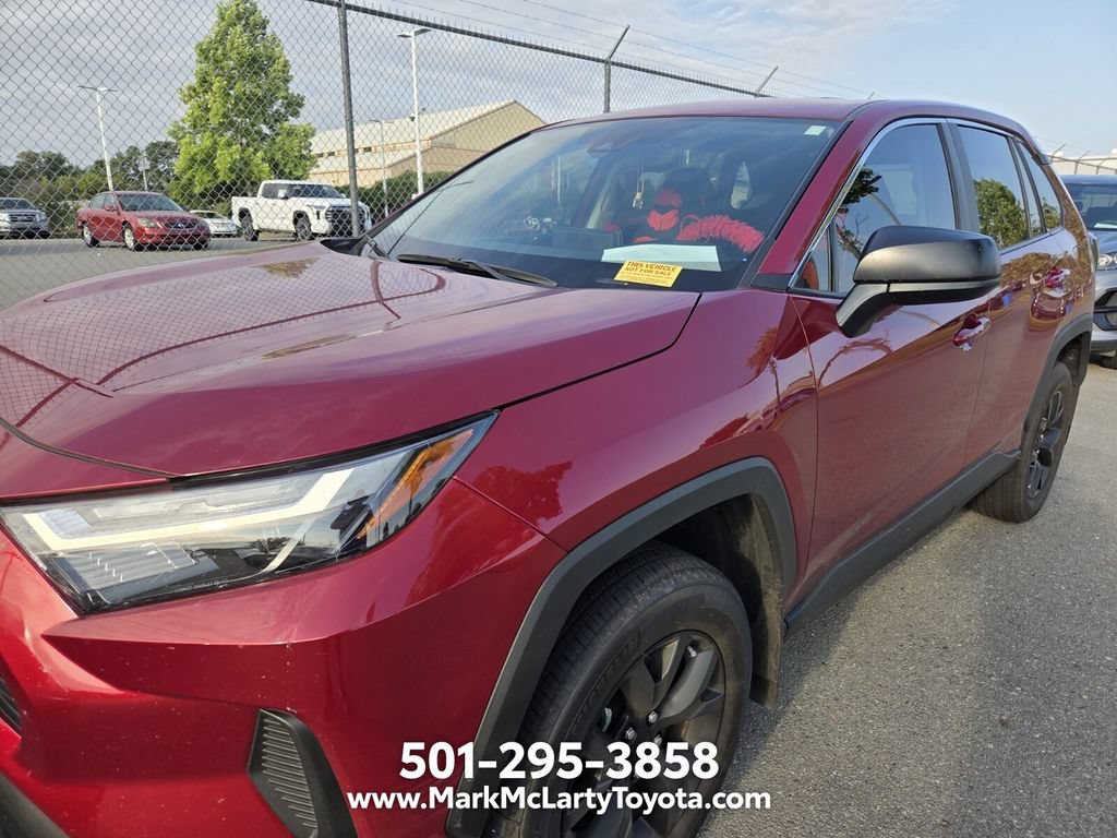 Used 2024 Toyota RAV4 LE FWD image 5