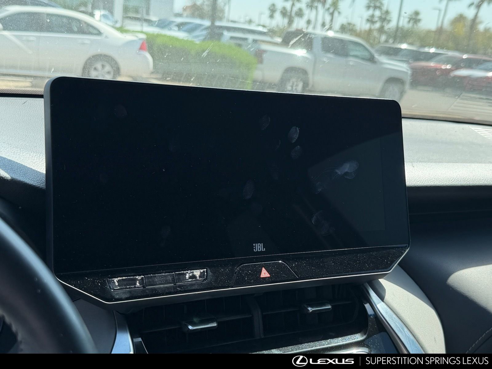 Used 2023 Toyota Venza Limited image 12