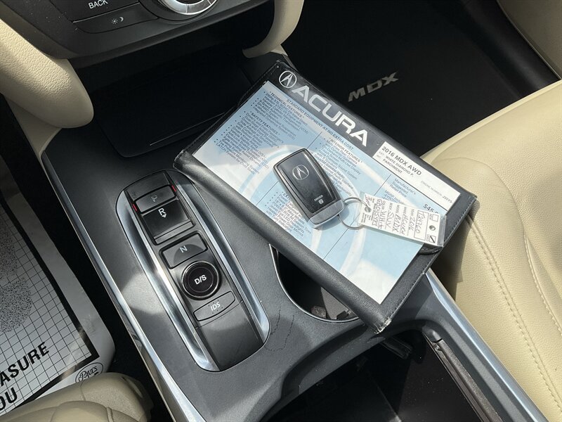 Used 2016 Acura MDX SH-AWD image 34