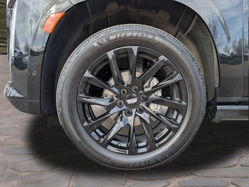 Certified 2024 Cadillac Escalade Sport Platinum w/ LPO, ONYX Package image 9