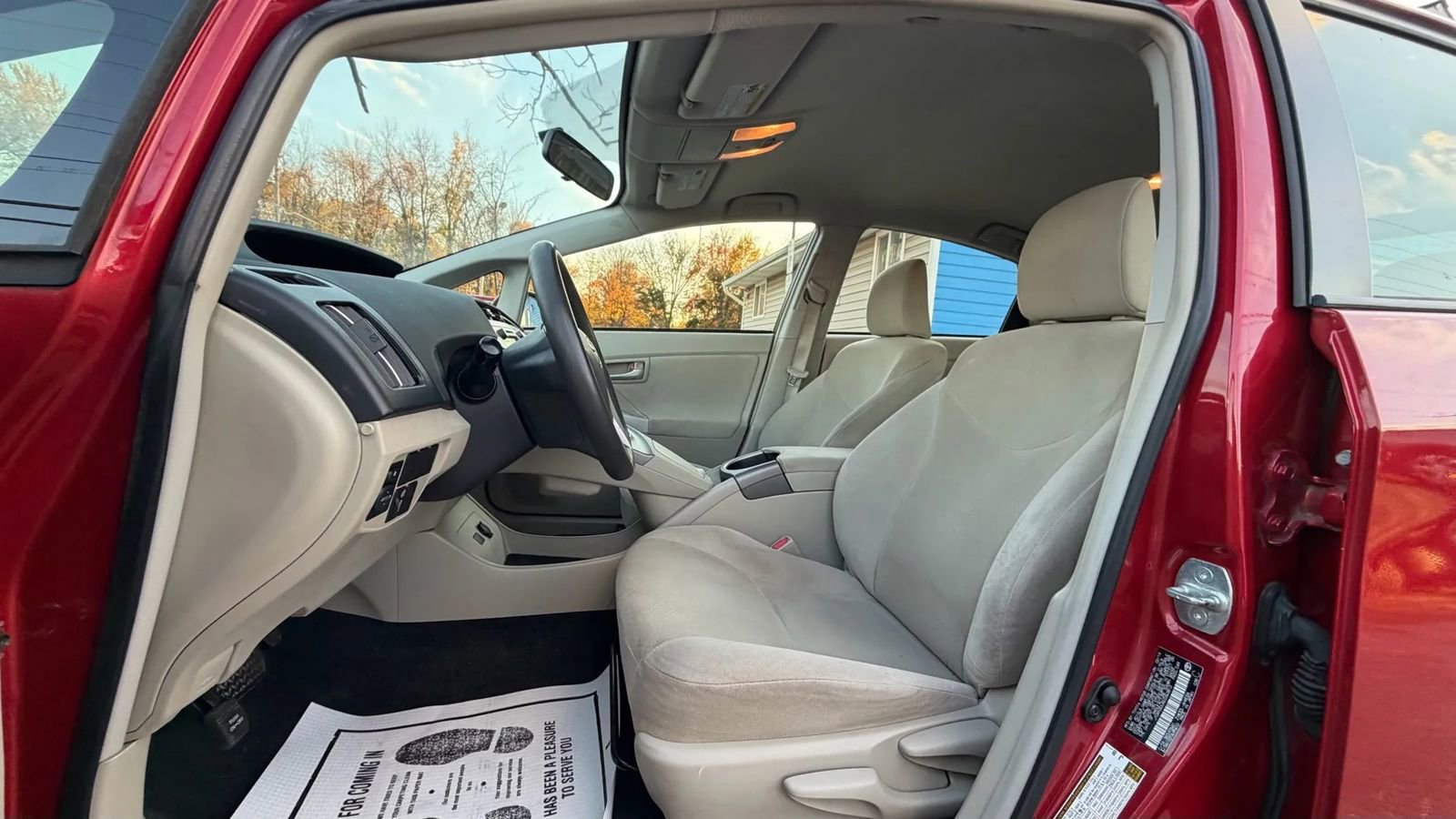 Used 2014 Toyota Prius Four image 10