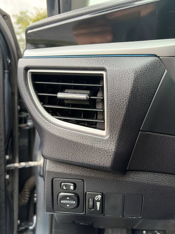 Used 2015 Toyota Corolla S FWD image 19
