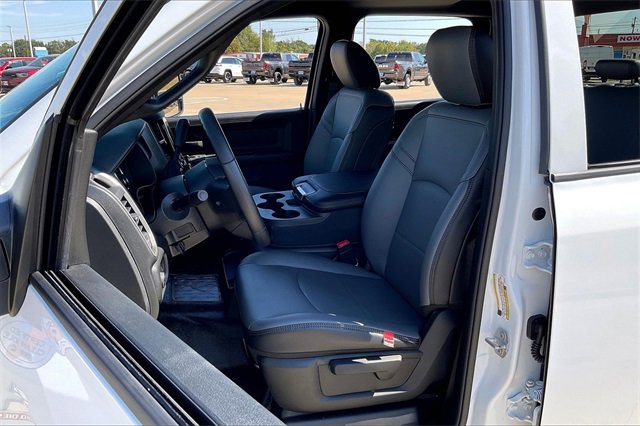 New 2026 RAM 3500 Tradesman w/ Chrome Appearance Group image 12