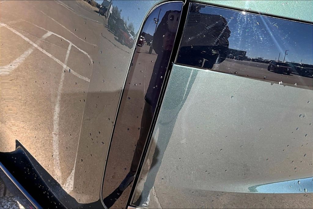 Used 2023 Land Rover Range Rover Autobiography image 31