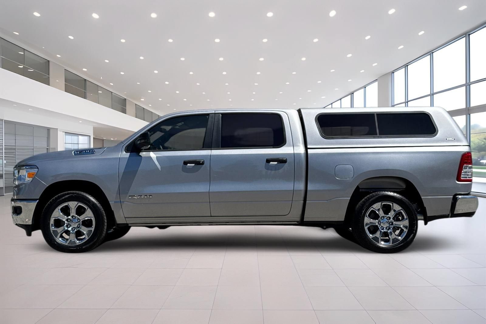 Used 2023 RAM 1500 Big Horn AWD/4WD image 7