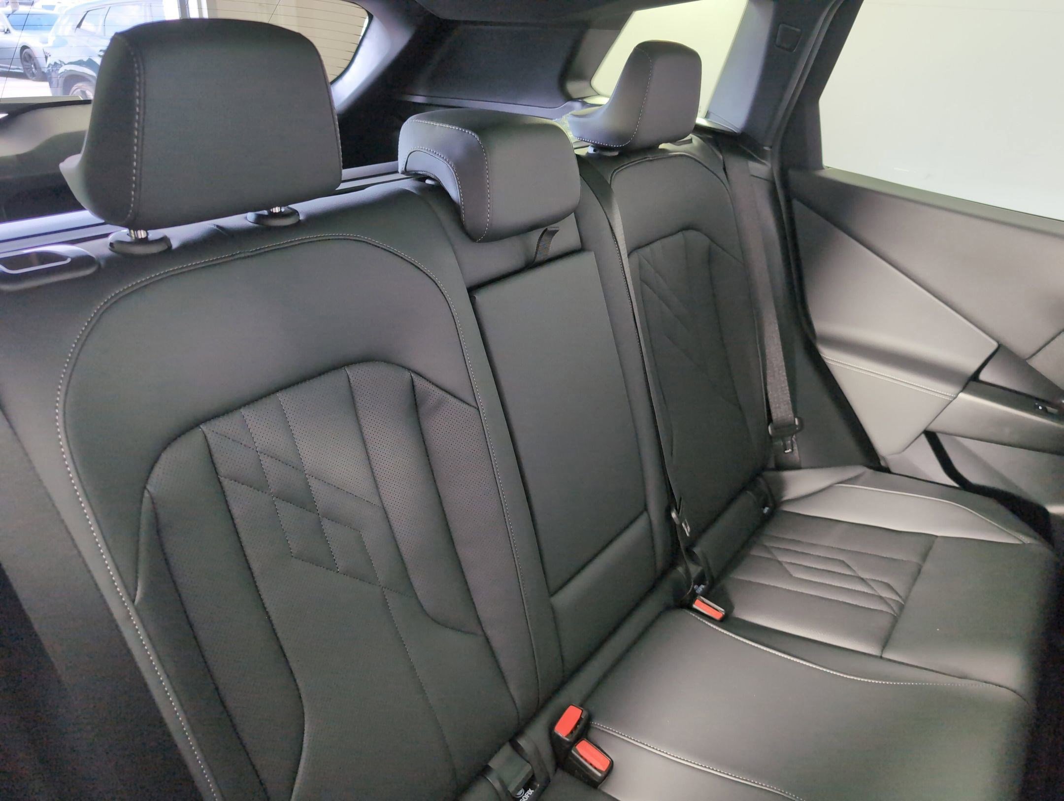 Used 2025 BMW X3 xDrive30i w/ Convenience Package image 29