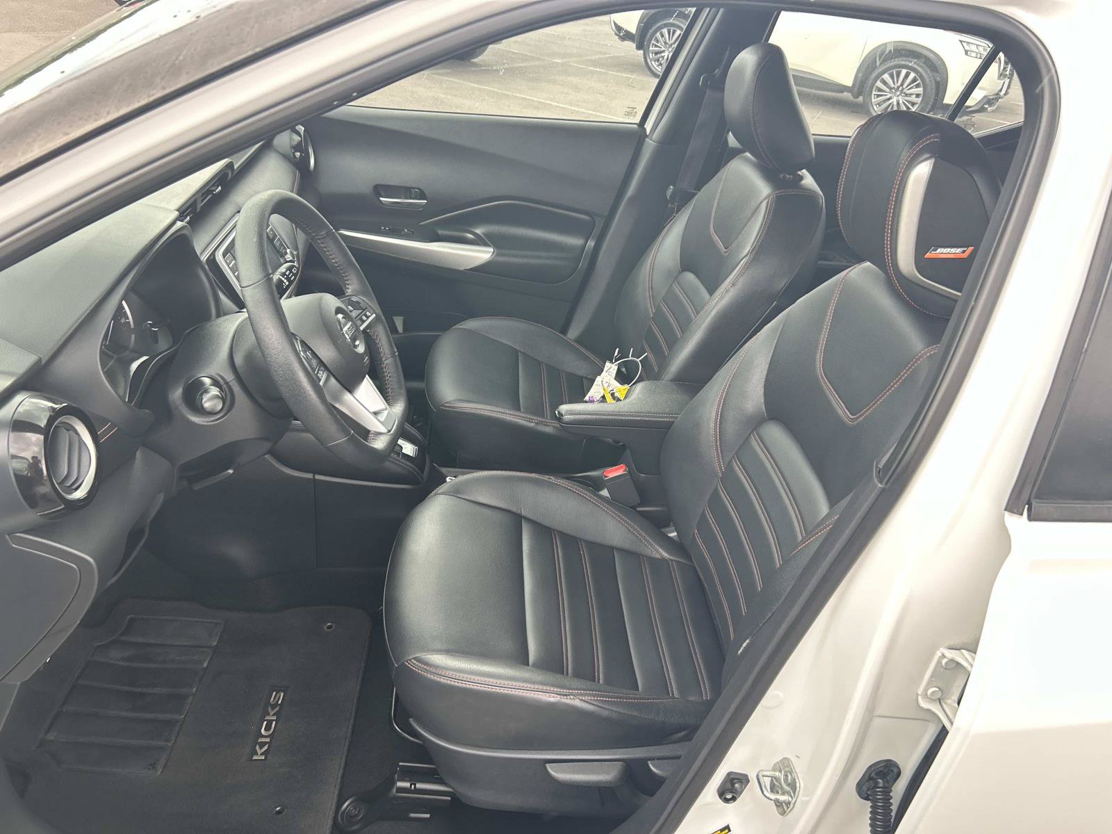Used 2020 Nissan Kicks SR w/ SR Premium Package FWD image 22