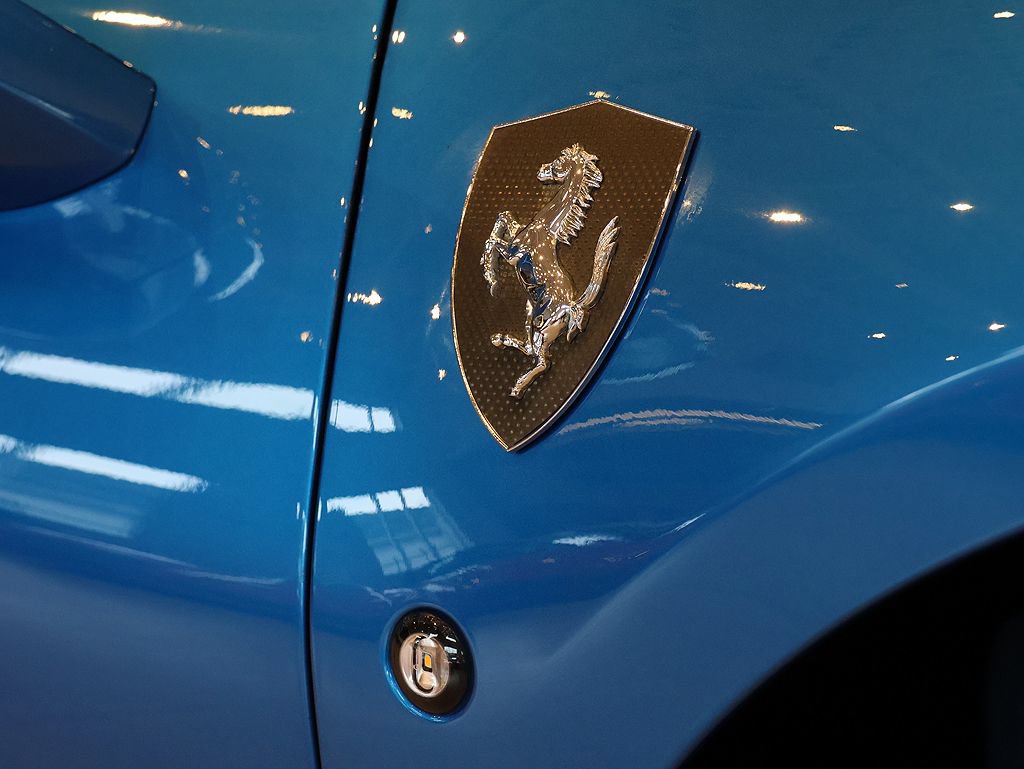 Certified 2020 Ferrari F8 Tributo RWD image 13