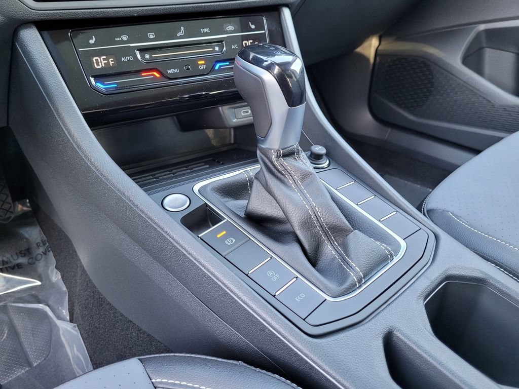 New 2026 Volkswagen Jetta SE FWD image 20
