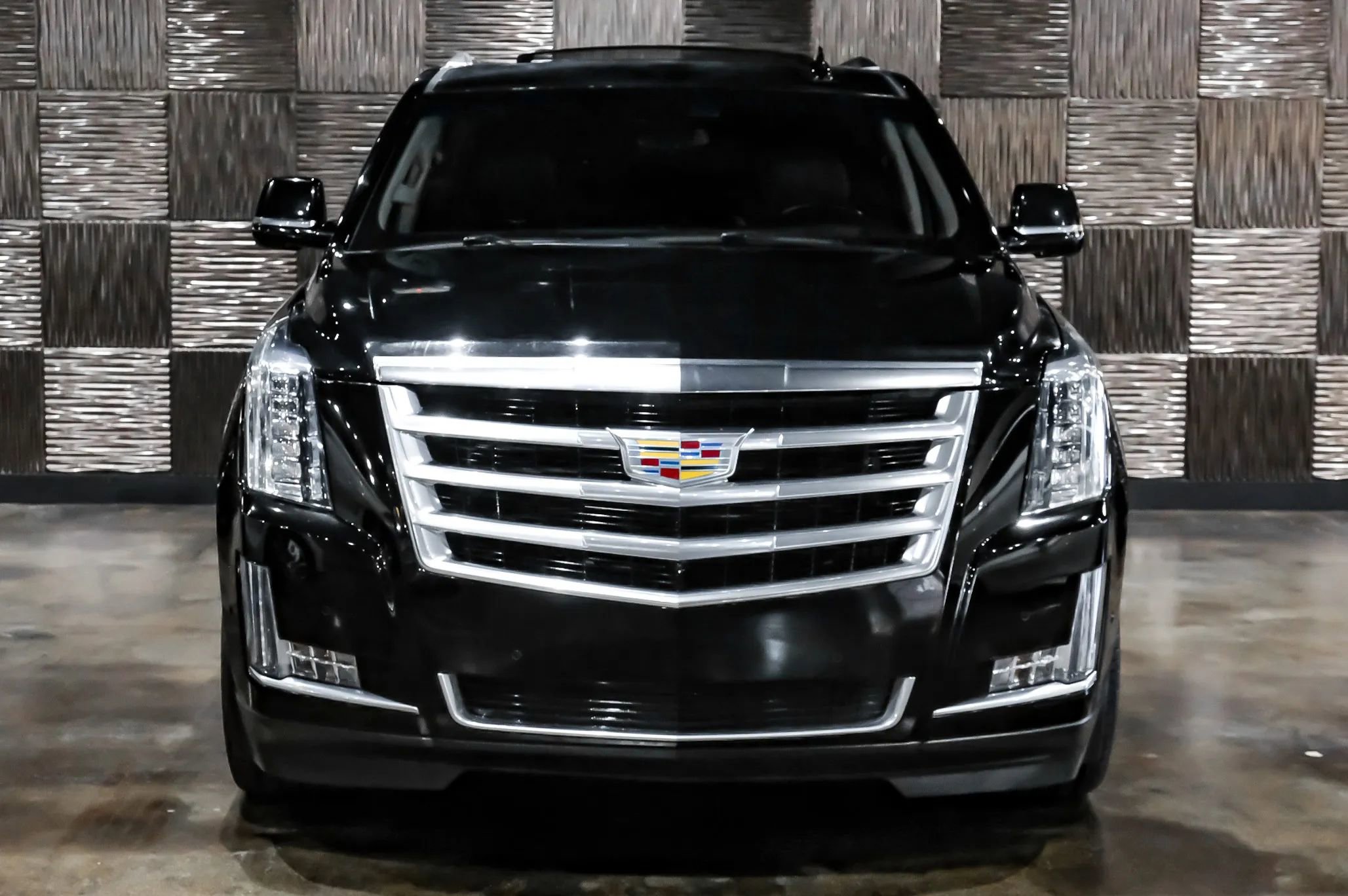 Used 2017 Cadillac Escalade ESV Luxury RWD image 8