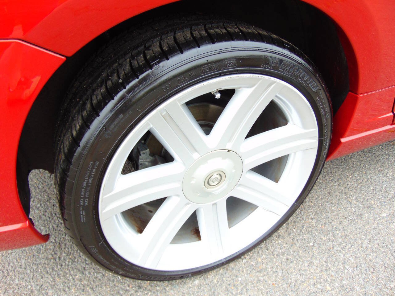 Used 2005 Chrysler Crossfire Limited RWD image 45