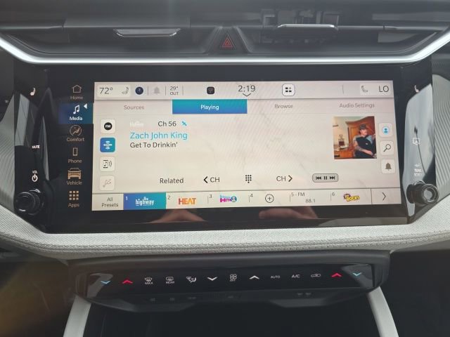 New 2026 Jeep Cherokee Laredo image 18