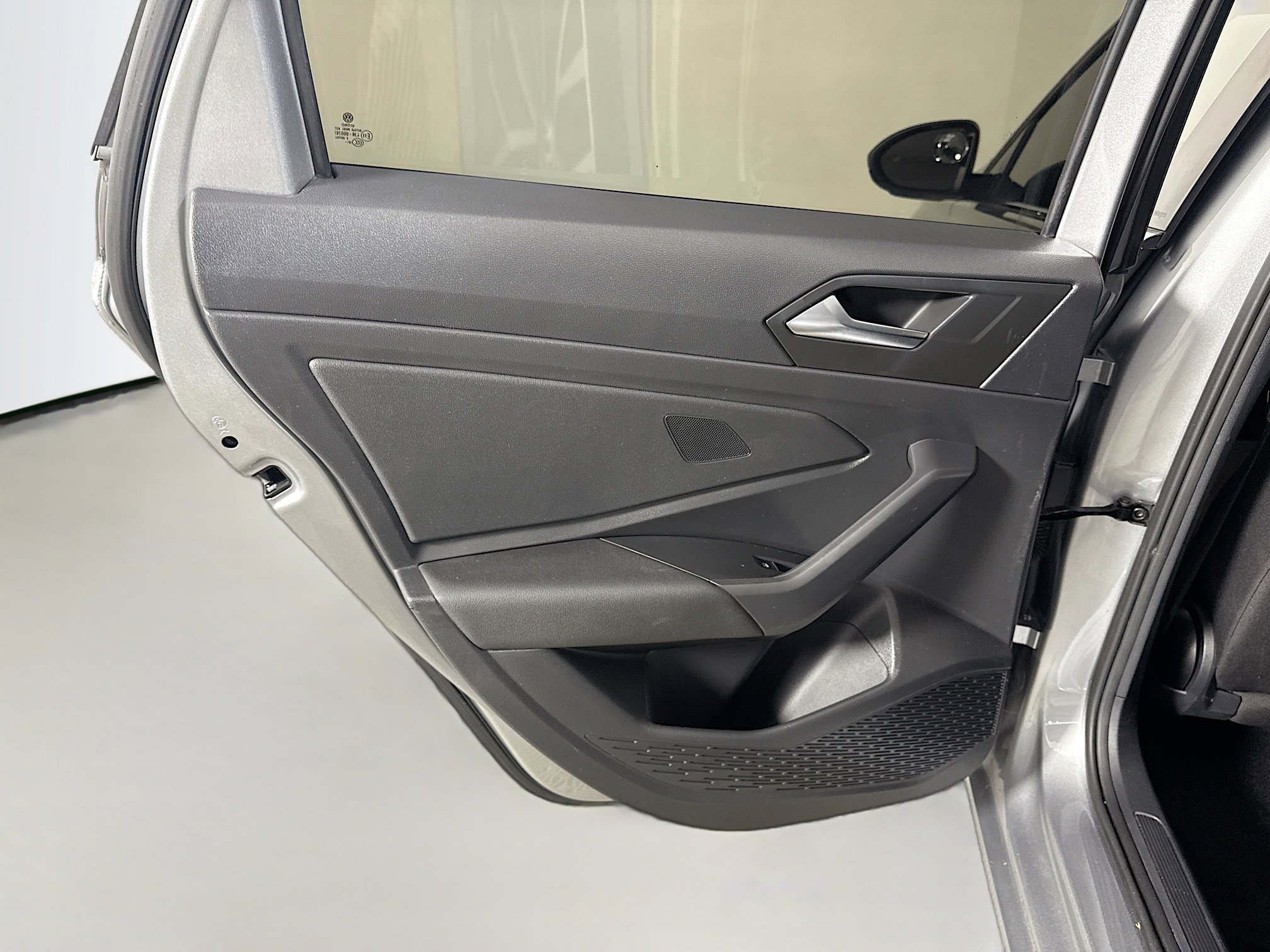 Used 2021 Volkswagen Jetta S w/ Driver Assistance Package image 25