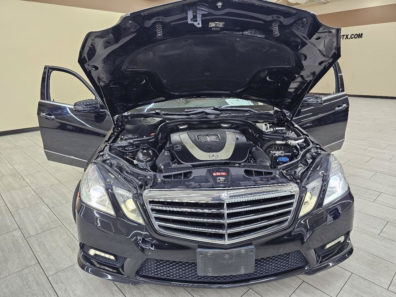 Used 2011 Mercedes-Benz E 350 Sedan w/ Premium 2 Pkg image 43