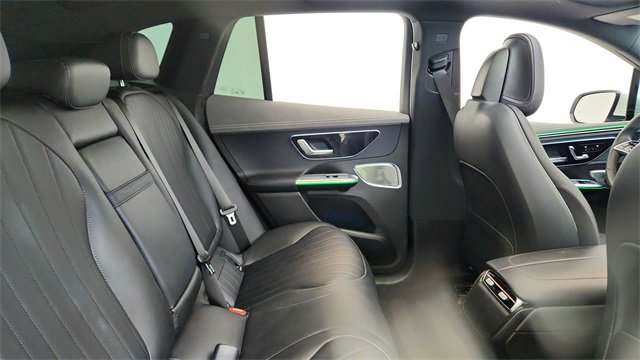 Used 2023 Mercedes-Benz EQE 500 4MATIC SUV w/ Exclusive Trim Package image 24