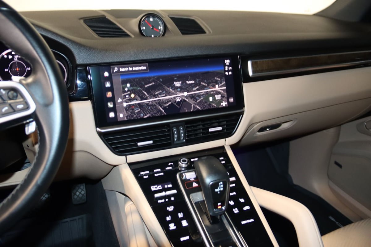 Used 2022 Porsche Cayenne Platinum Edition AWD/4WD image 47
